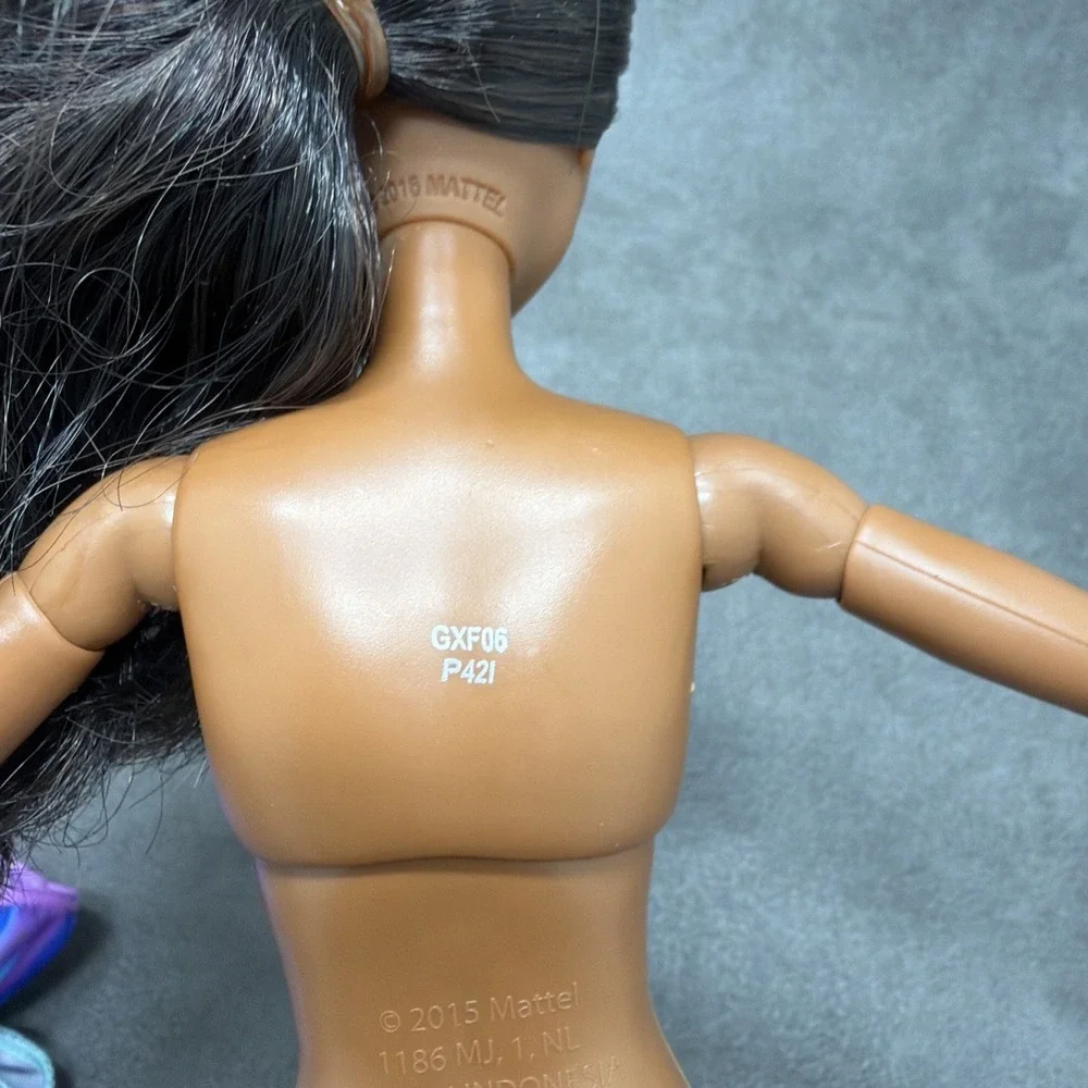 Barbie Made to Move African American Articulated Yoga Doll Blue Outfit GXF06